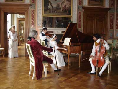 ensemble in Schloss Woerlitz