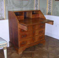 desk